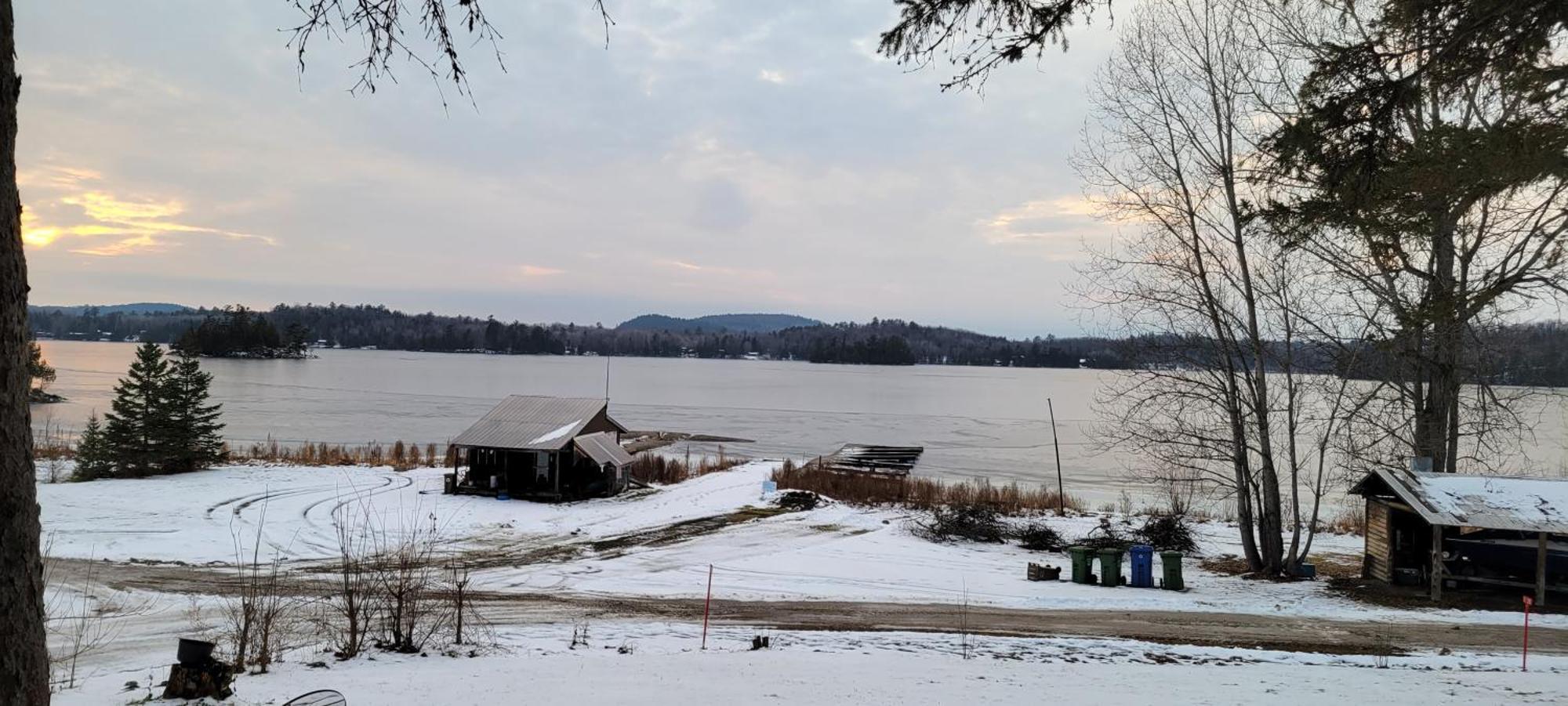 Chalet With Great Lake View Gracefield Exterior foto